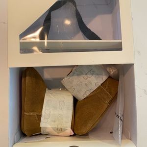 BRAND NEW IN BOX infant Jessie Bow Ugg boots!